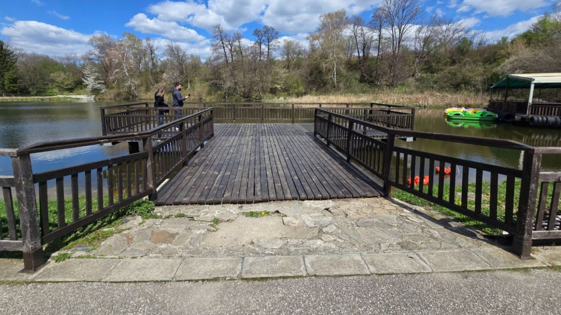 Обновяват и ремонтират градския парк "Рила" в Дупница