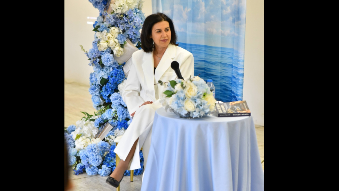 "Арт сезони" с Юлия Караджова...