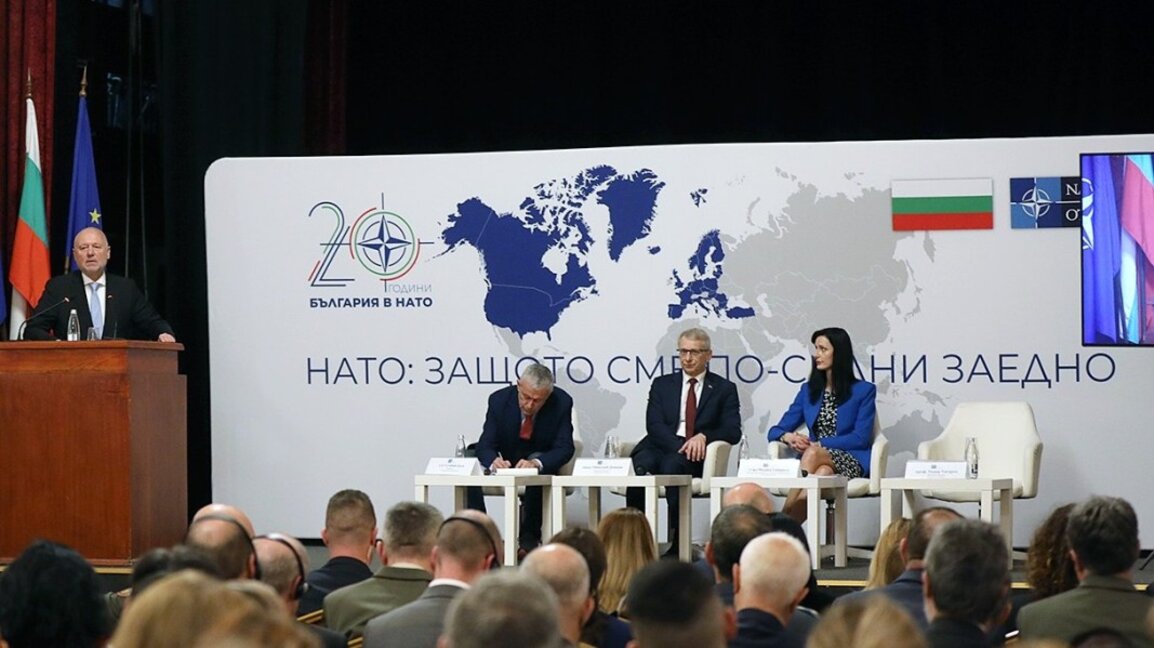 Денков, Габриел и Тагарев за Путин, войната и отбранителната сила на НАТО