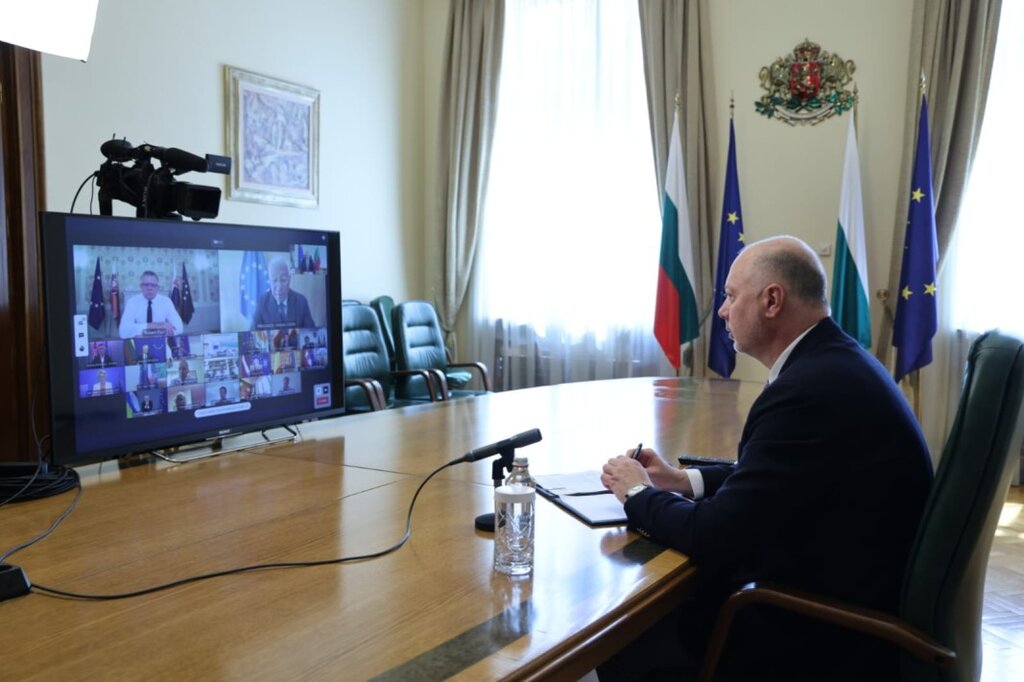 Приоритет остава спирането на огъня в Украйна