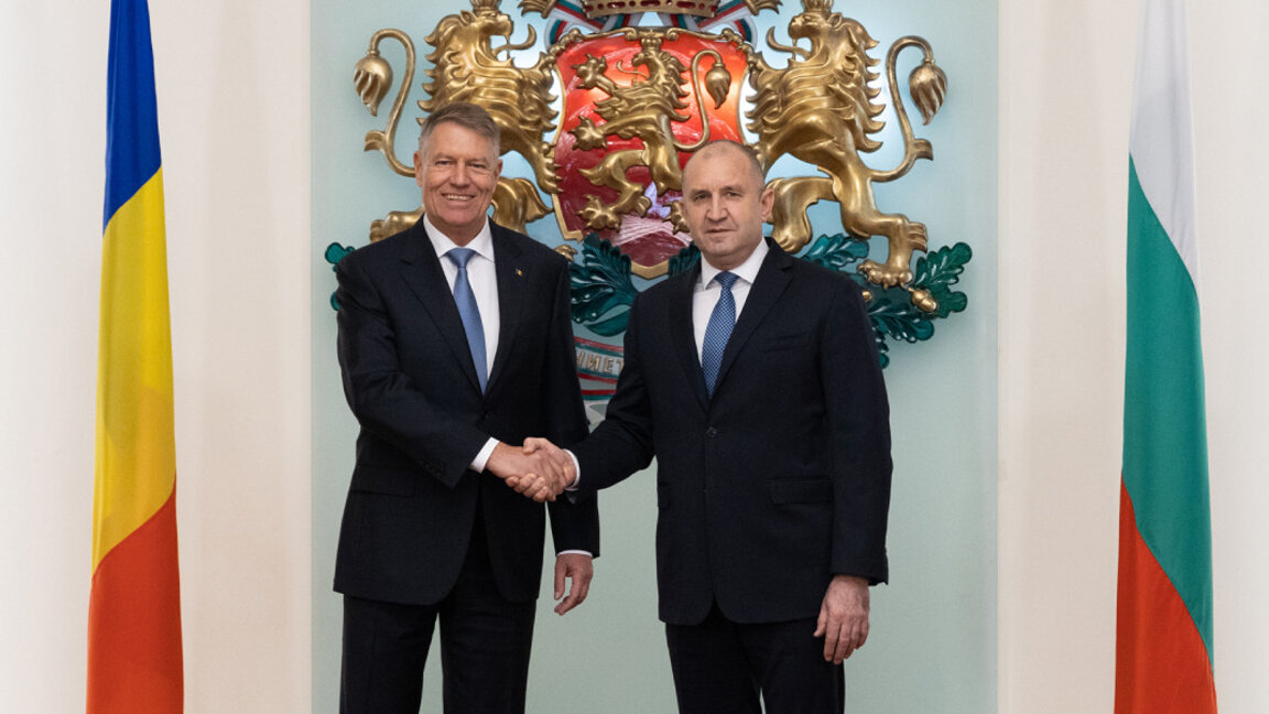 Președinții Rumen Radev și Klaus Iohannis au avut consultări telefonice