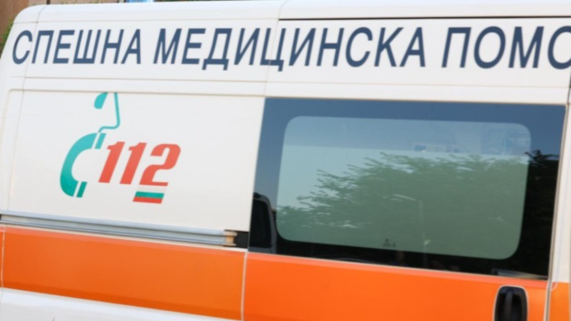 Спешна медицинска помощ линейка