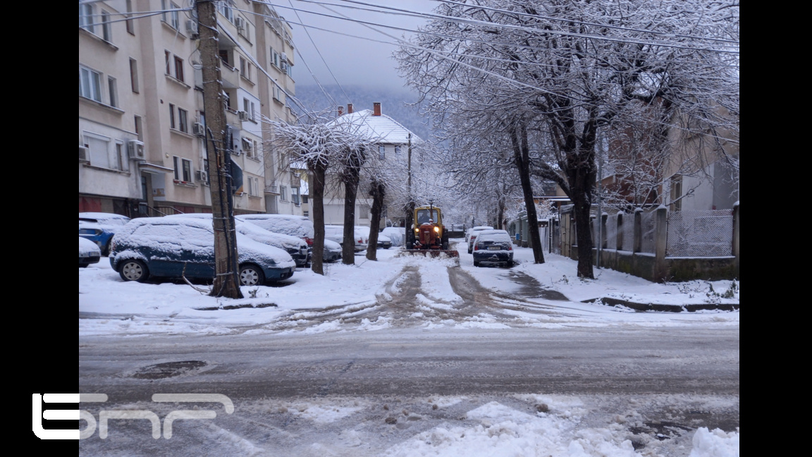Нормална е пътната обстановка във Врачан...