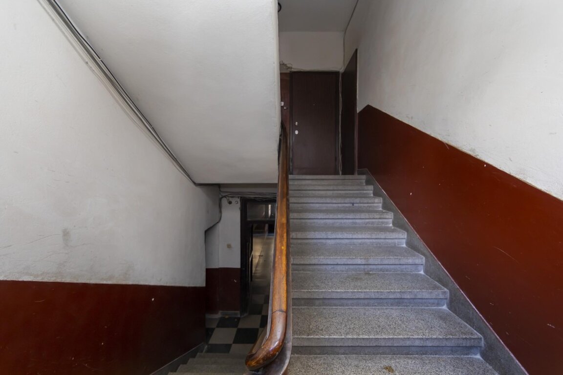 Нов сигнал за съседски тормоз. Денонощни крясъци и блъскане по стени