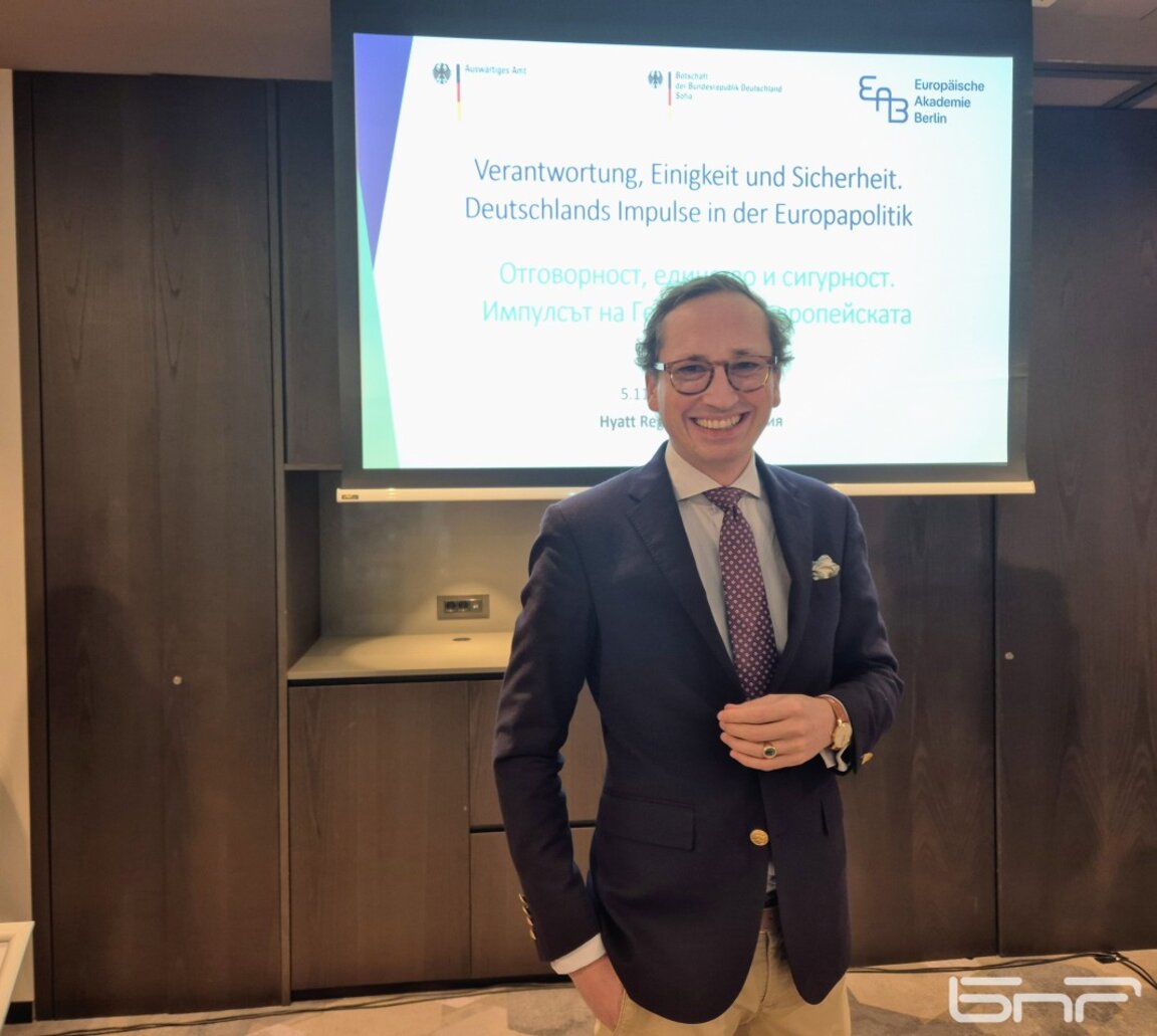 Подкрепата за Украйна - решаваща за сигурността в Европа