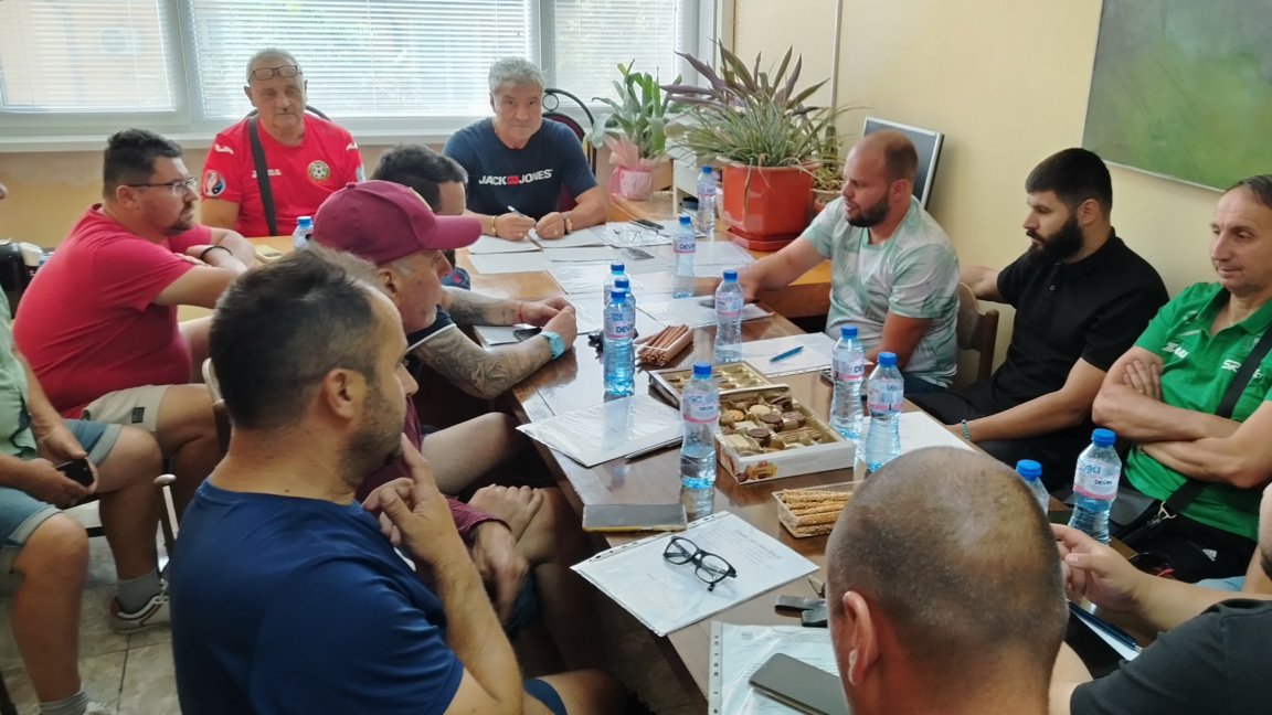 10 отбора в Областна футболна група-Видин