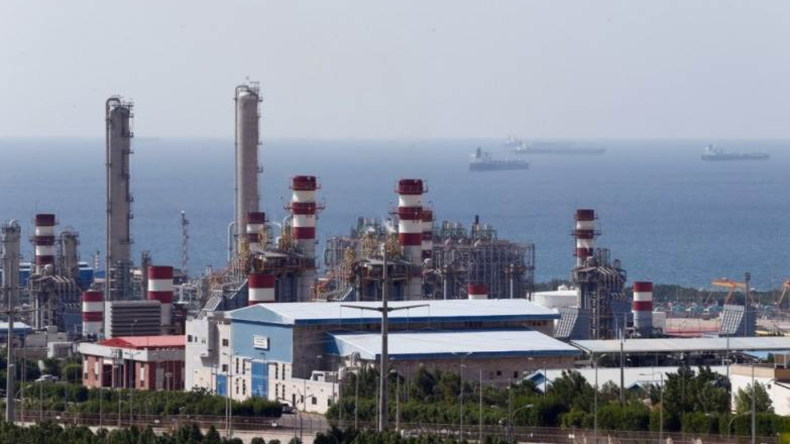 Иран обеща атаки по енергийни обекти в Персийския залив след удара по Южен Парс