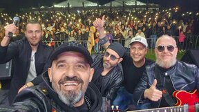 "Before You Say No" – D2 reunite in their original lineup