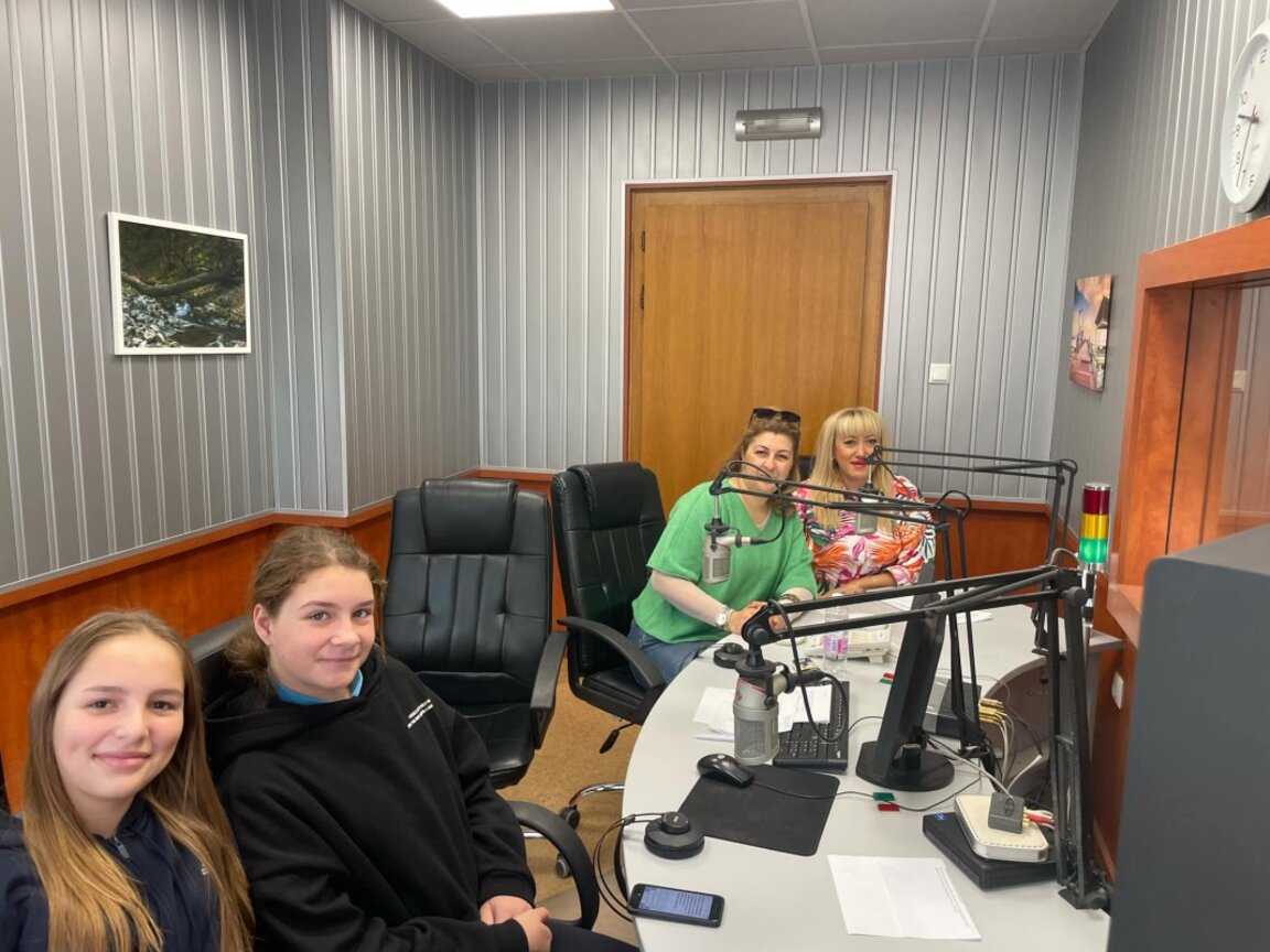 Филм „Светлини на будителството 2“ представя екипът на Девето основно училище