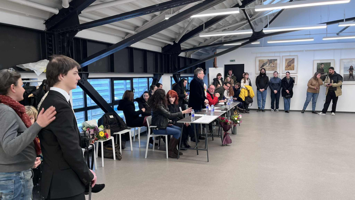 Успешна защита на първите магистри от специалността "Фотография" на НХА в Бургас