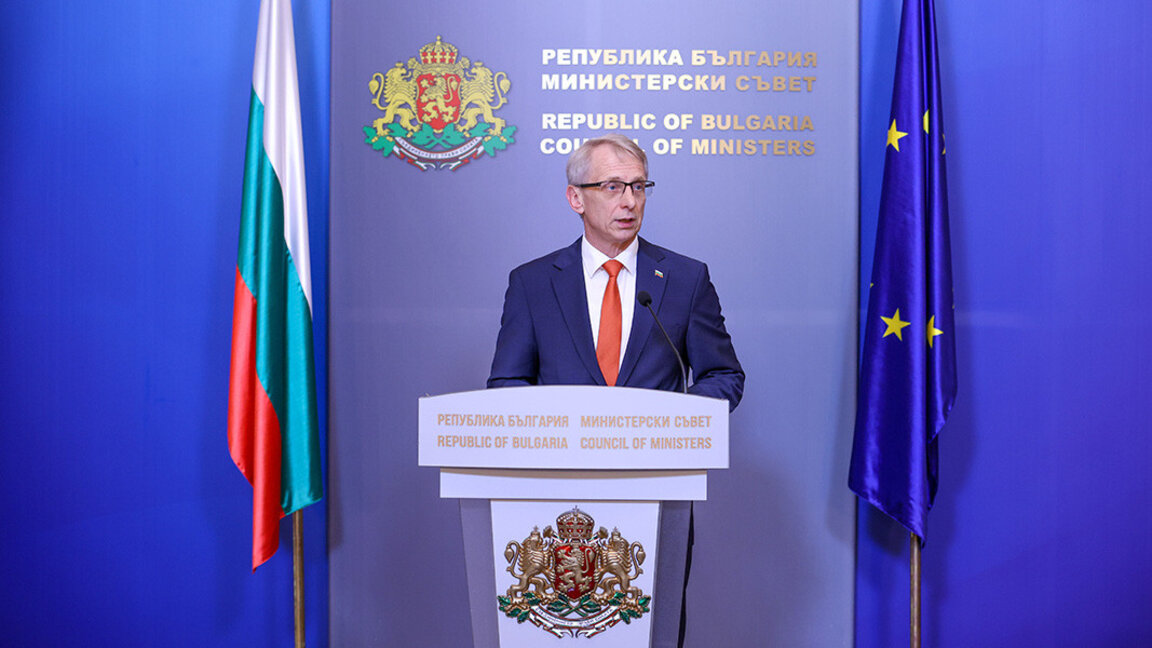 Премиерът поиска оставката на шефа на ДАНС