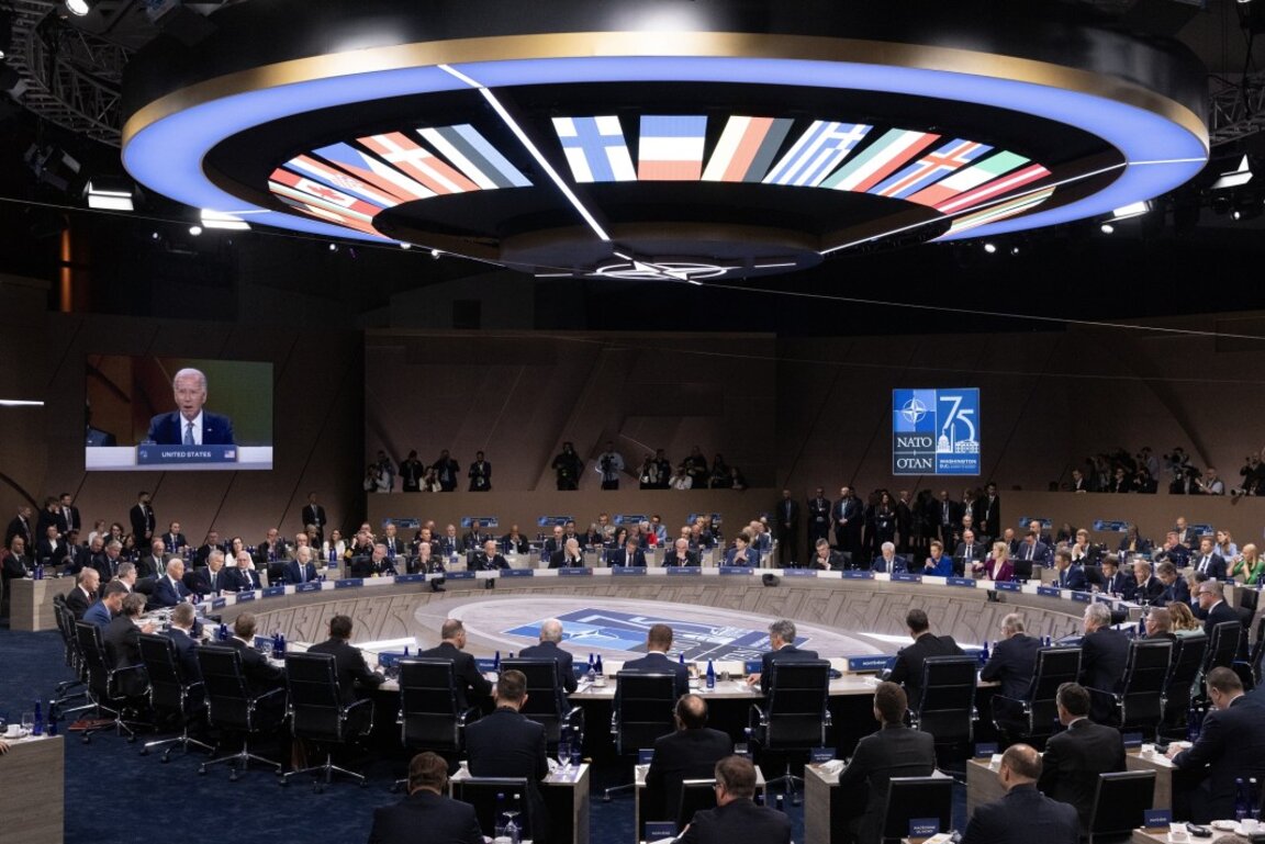 Страните от НАТО обявиха военна помощ от 40 млрд. евро за Украйна през 2025 г.