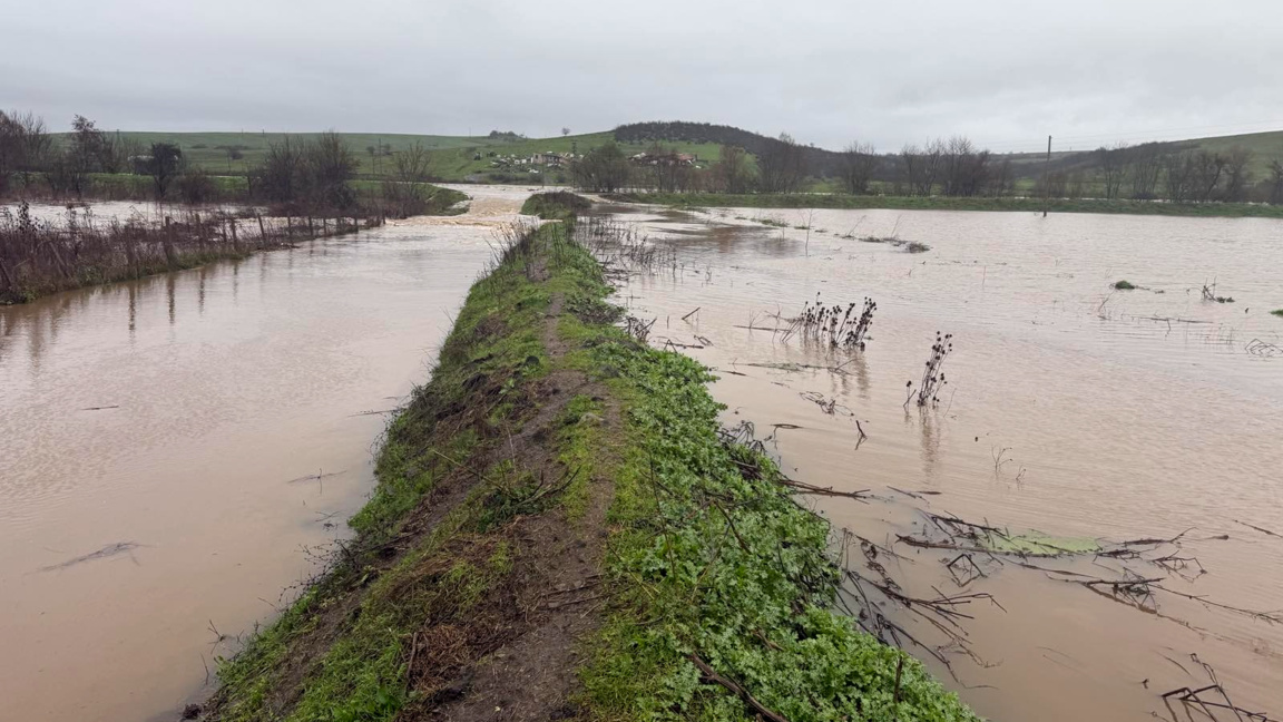 Спокойна е обстановката в Бургаско - на места вали, но слабо