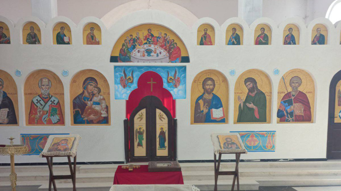 Църквата "Св. Николай Чудотворец" в село Ослен Криводол