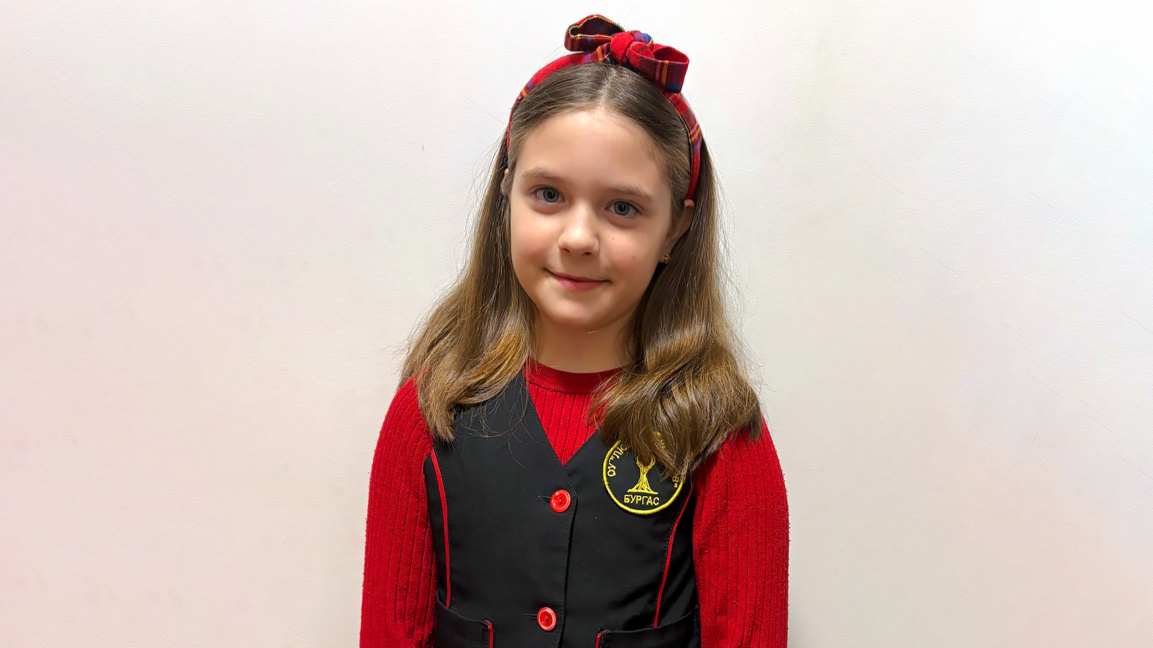 Велина Ишкиева от ОУ "Любен Каравелов" с първо място в конкурс за млад писател