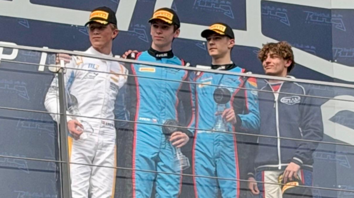 Успешен дебют за Любослав Руйков във Формула 4 Централна Европа