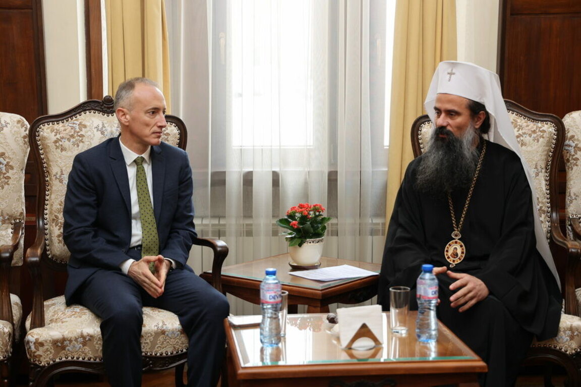 Ministri Krasimir Vëllçev dhe Patriku Daniil