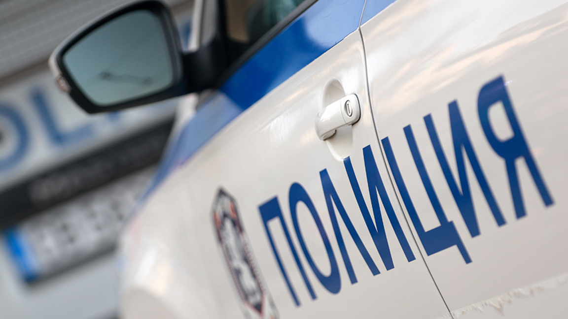 полиция полицейски автомобил тел. 112