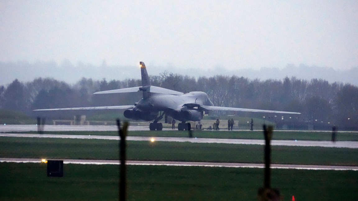 Американски бомбардировач B-1 пристигна във Великобритания