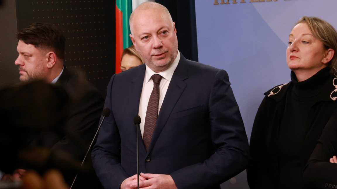 Седмица, белязана от оставката на кабинета