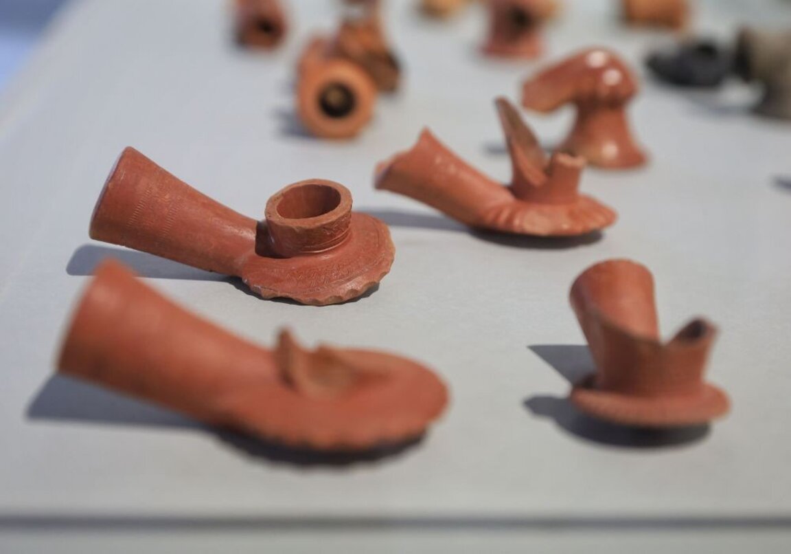 Archäologisches Museum erzählt die Geschichte der Tabakpfeifen und des Tabakanbaus im mittelalterlichen Bulgarien