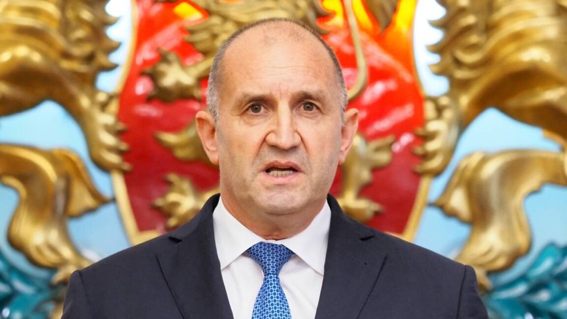 Ce vrea să spună președintele Bulgariei prin propunerea sa de organizare a unui referendum privind introducerea monedei euro?