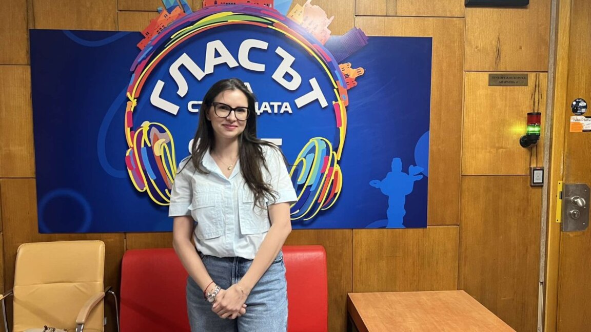 Дерматологът д-р аМариела Клаклов