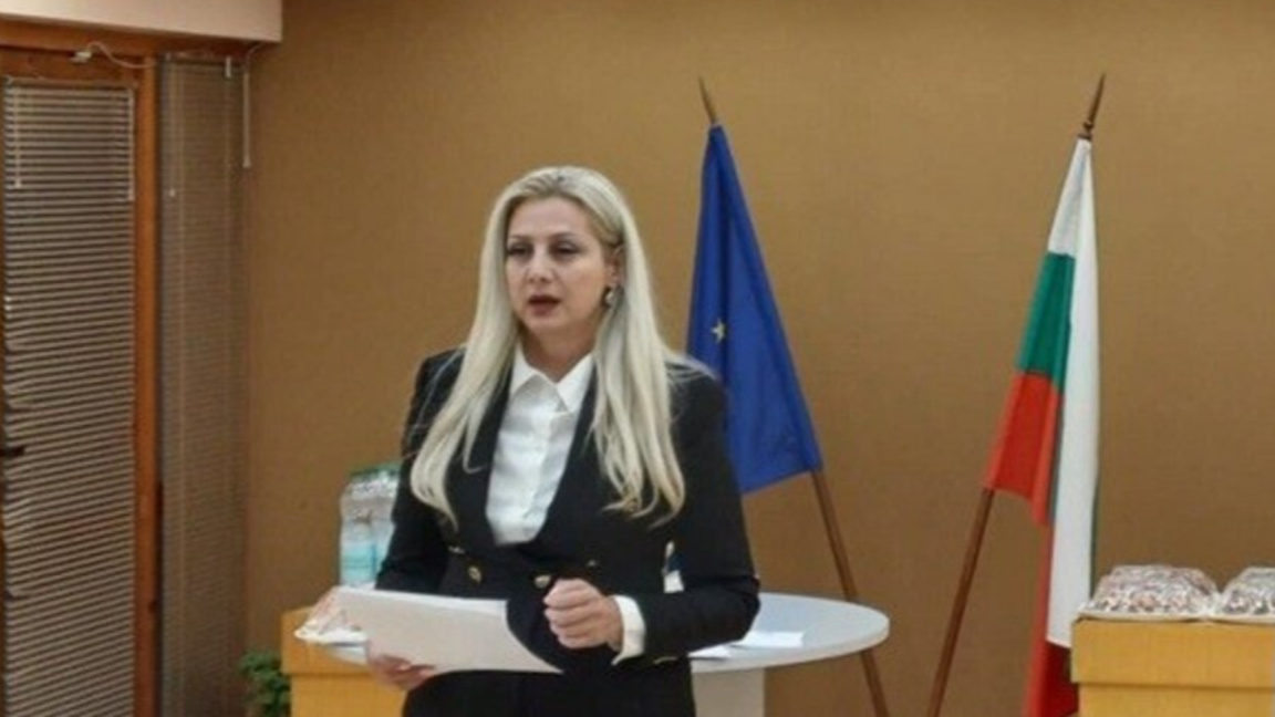 Наташа Костадинова