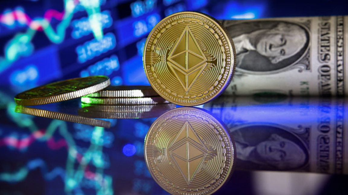 КФН издаде първия за България лиценз за ...