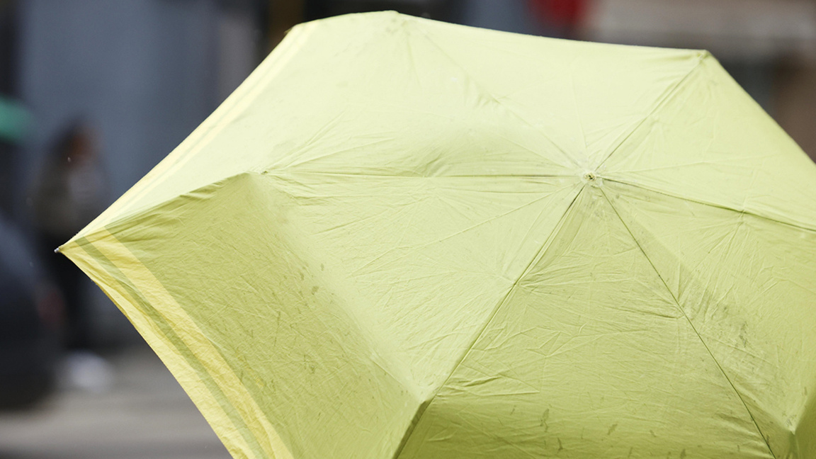 Yellow code for precipitation and hail in south-western and southern regions