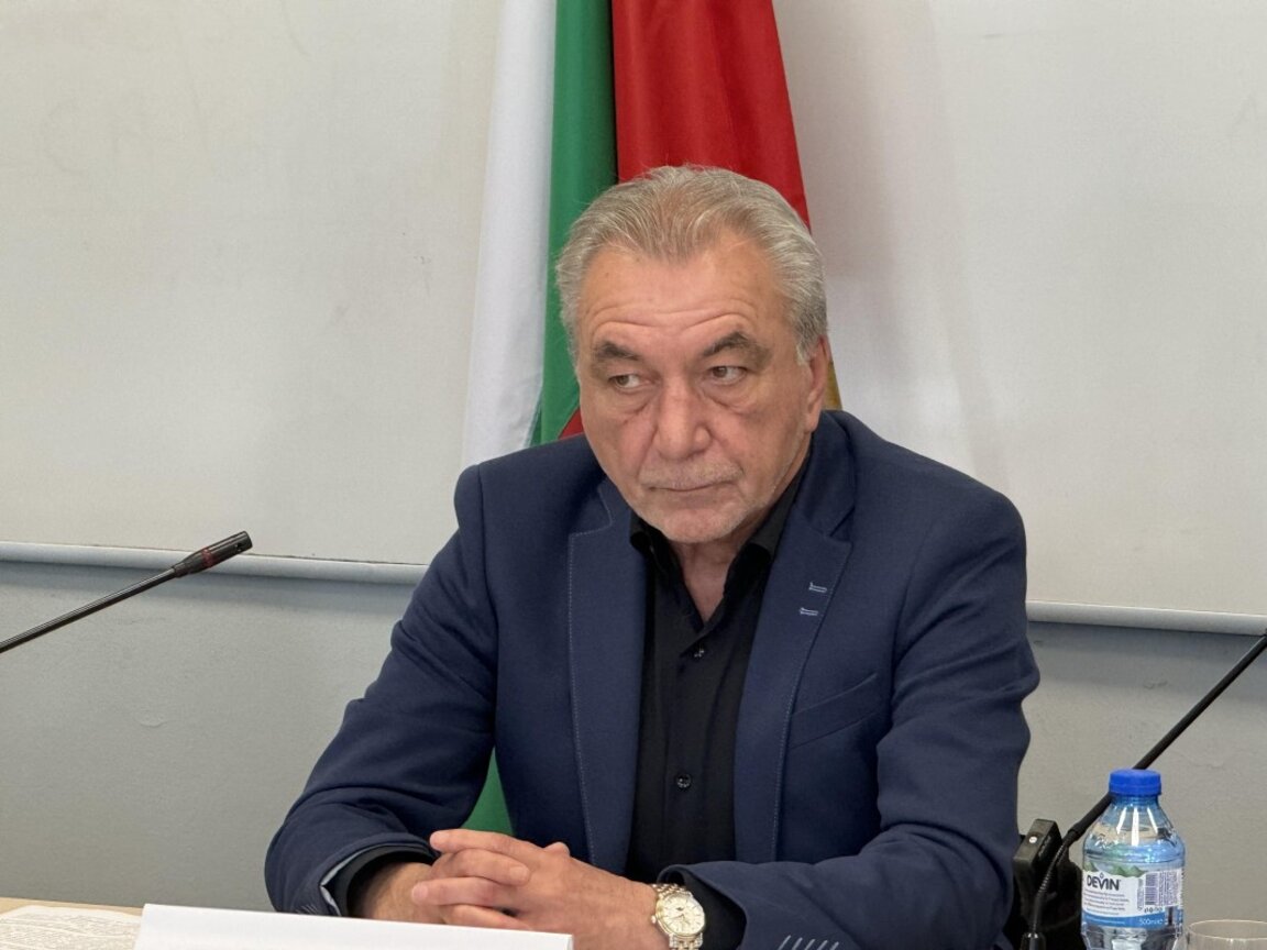 Росен Карадимов, председател на КЗК