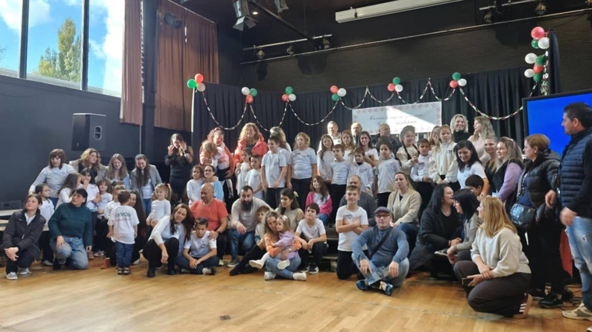 Anvers'teki Bulgaristanlılar, Gabrovolu çocukları sevindirecek