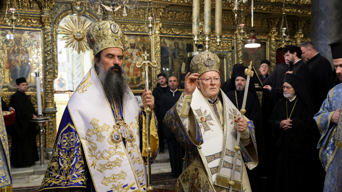 Bulgarian Patriarch Daniil and Ecumenical Patriarch Bartholomew (right).