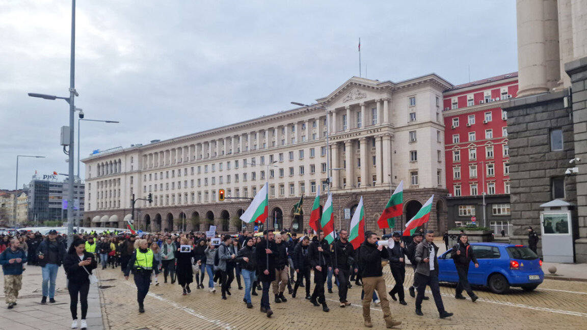 Протестно шествие в София срещу насилието над деца