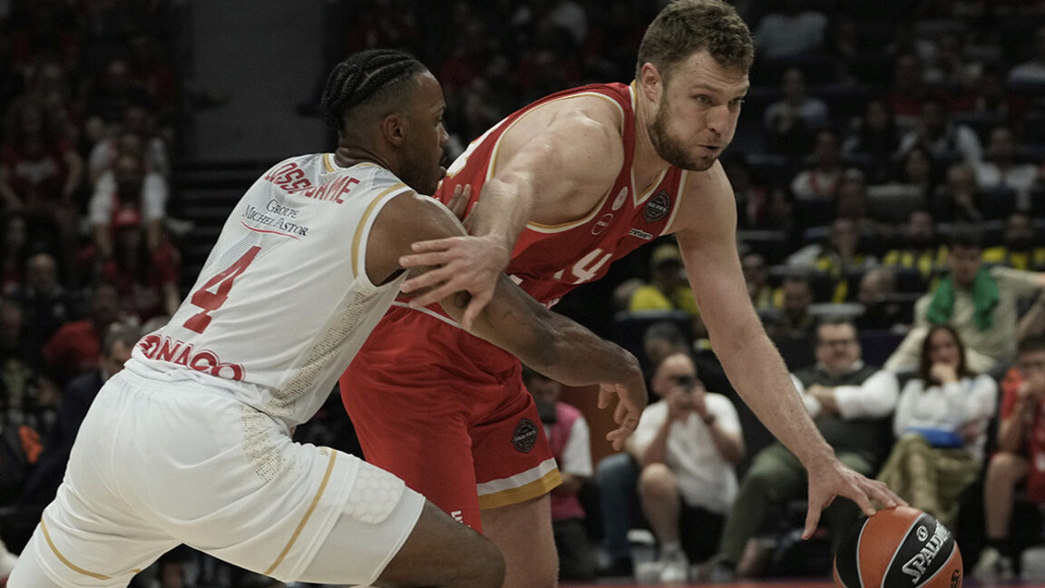 Aleksandër Vezenkov nderohet përsëri si basketbollisti më i mirë jashtë NBA-së