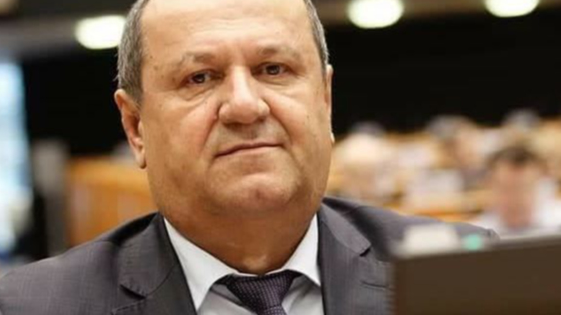 Министър Адемов ще запознае работещи в неделя с правото им да гласуват