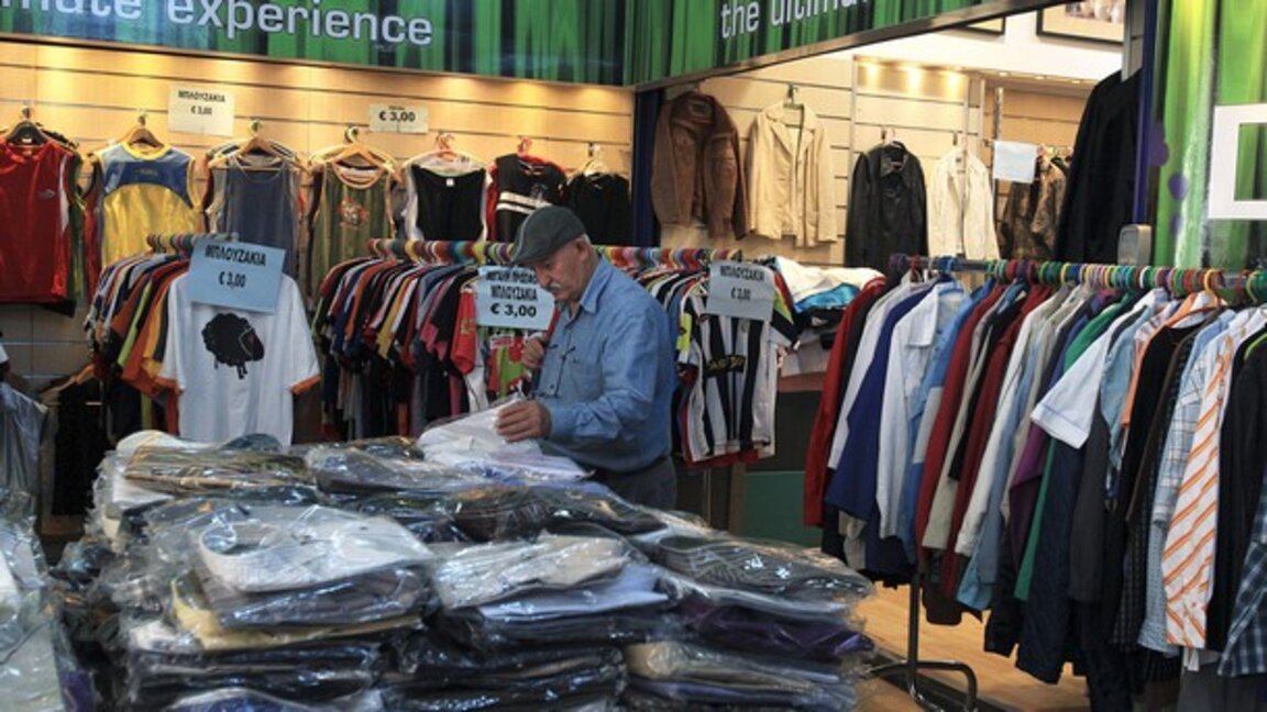 Гърция налага мита на всички стоки, пристигнали от Китай