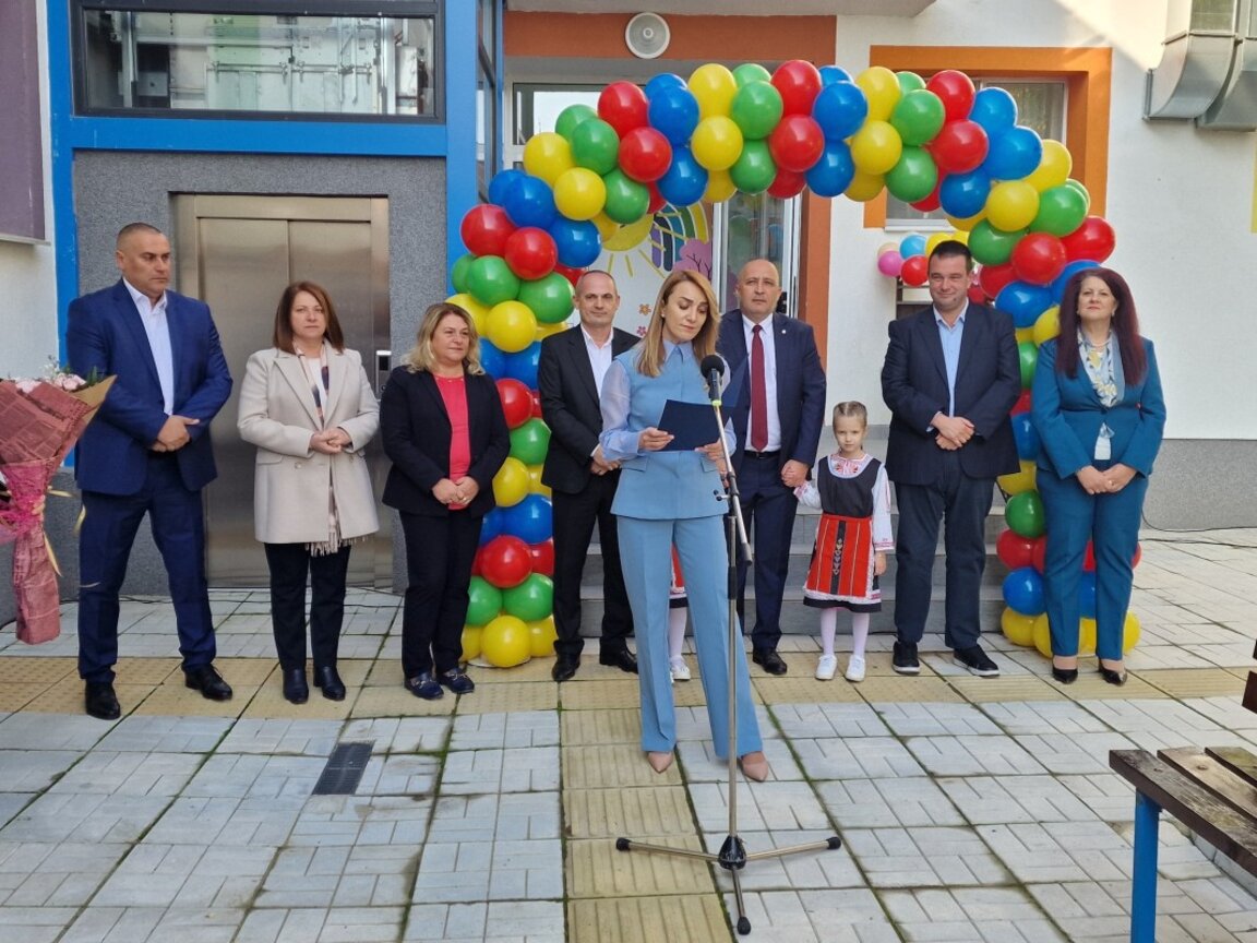 Откриха обновената Детска ясла №5 в Кърджали