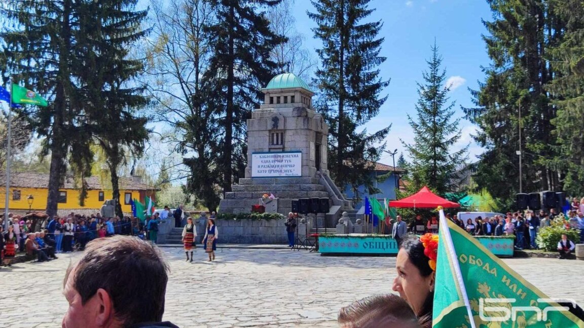 За 99-и път се отбелязва възстановката на Априлското въстание в Копривщица