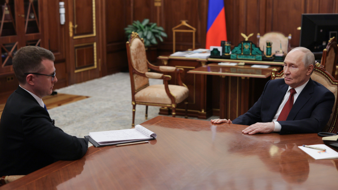 Руският президент Владимир Путин дава интервю за журналиста от руската държавна телевизия Павел Зарубин в Кремъл, 28 юни 2026 г.