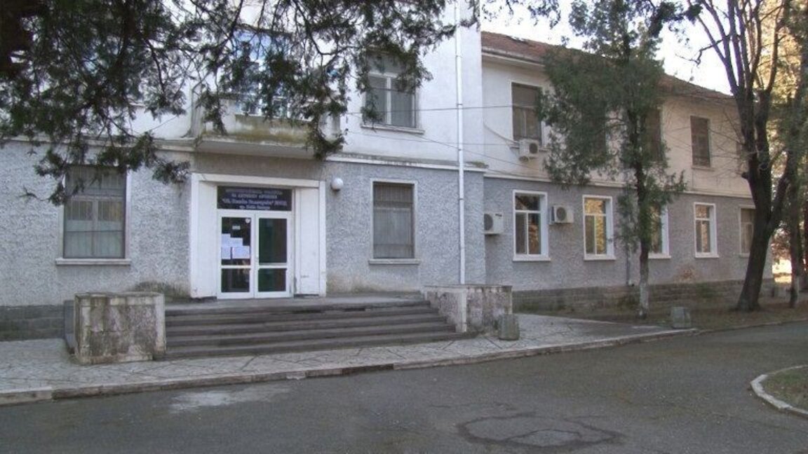 Община Нова Загора ще подпомага и тази година бъдещи лекари за болницата си