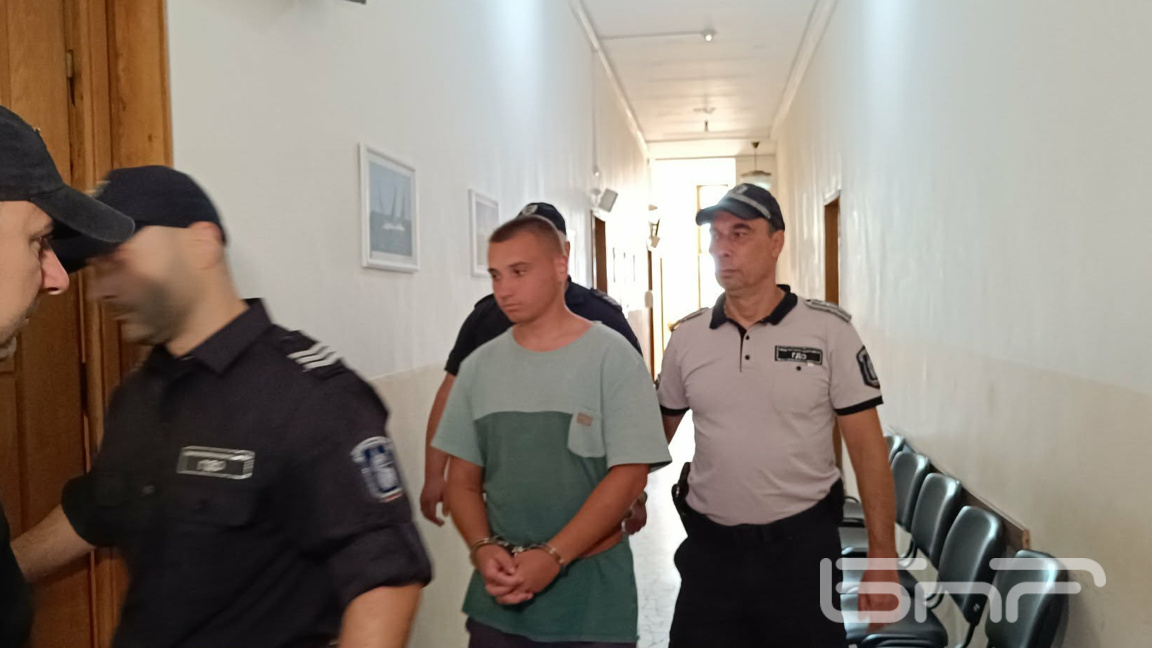 Остава в ареста задържаният за превоз на 35 мигранти край Крушевец