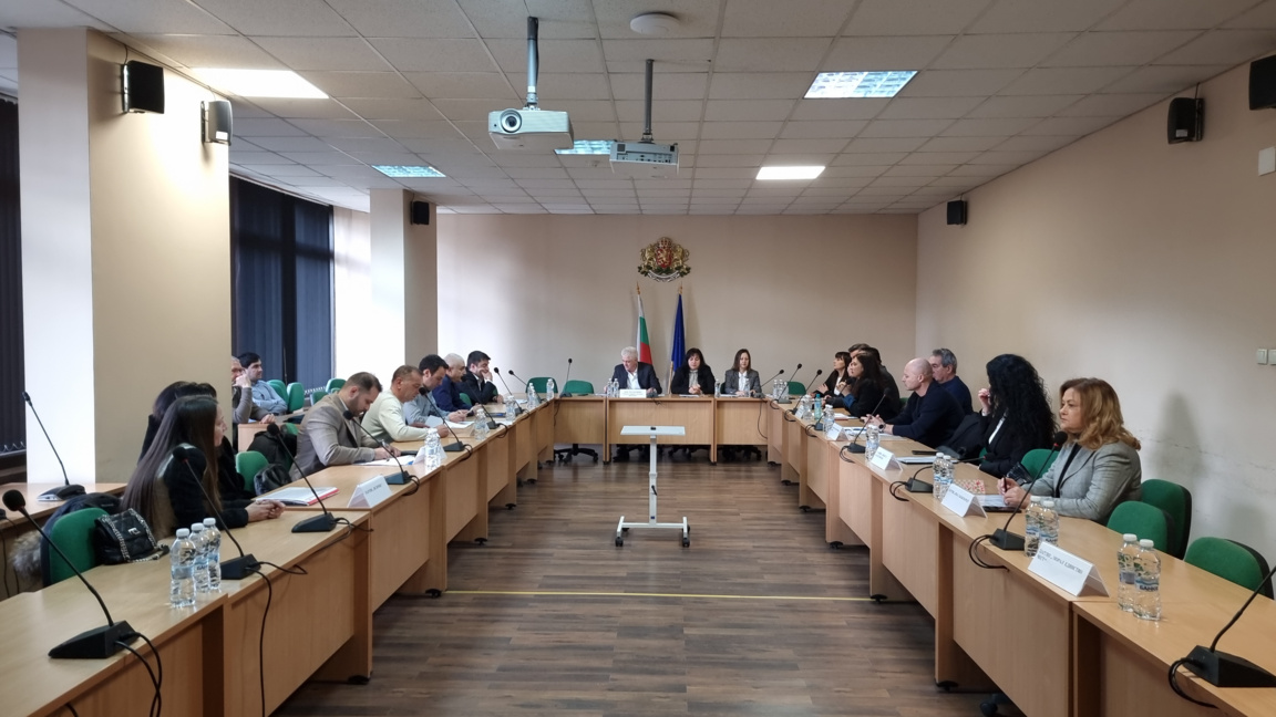 Първи проблеми за членовете на РИК - Кюстендил