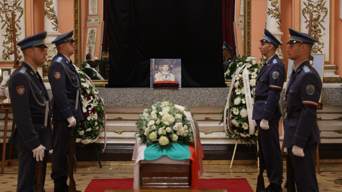Iotova: Alexander Alexandrov este unul dintre eroii contemporani ai Bulgariei
