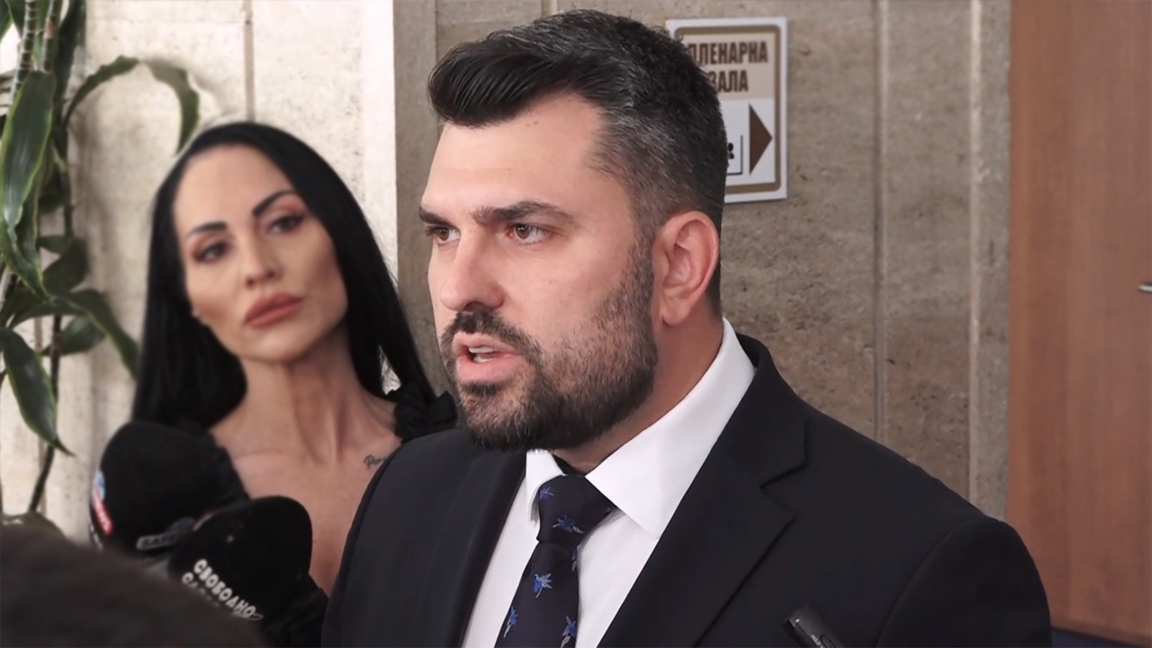 Poziția Bulgariei față de Ucraina e „schizofrenie politică”, spune opoziția