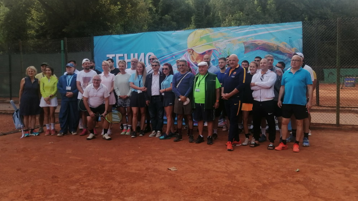 Тенис турнир за медици