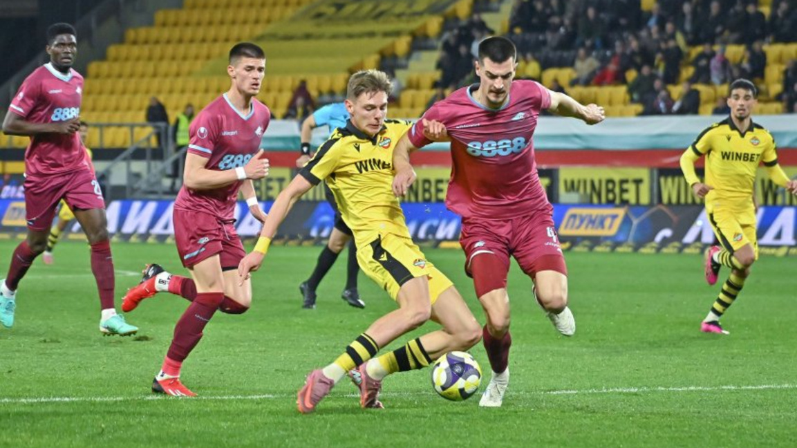 Бразилци носят победата на Ботев срещу Септември