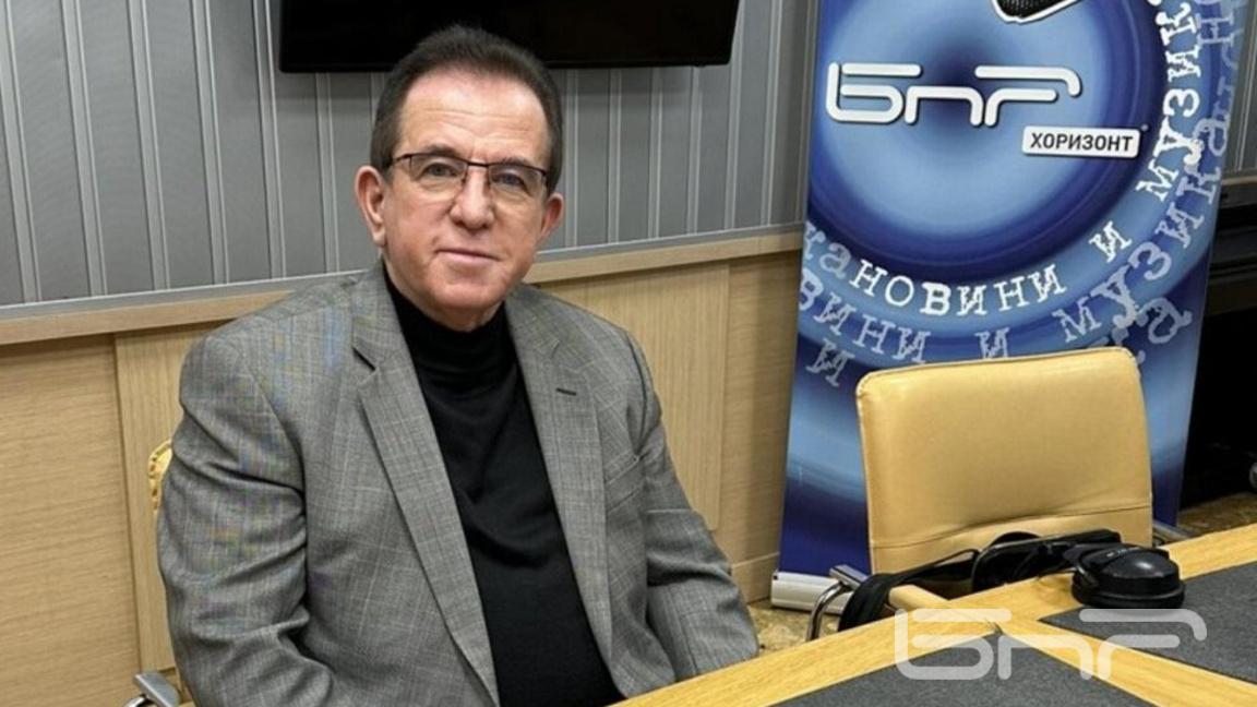 Гюнер Тахир