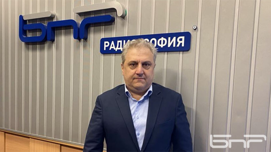 Доц. Тодор Ялъмов