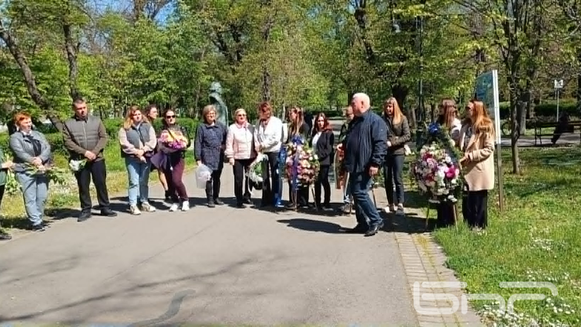 В Бургас почетоха паметта на загинали и пострадали при трудови злополуки